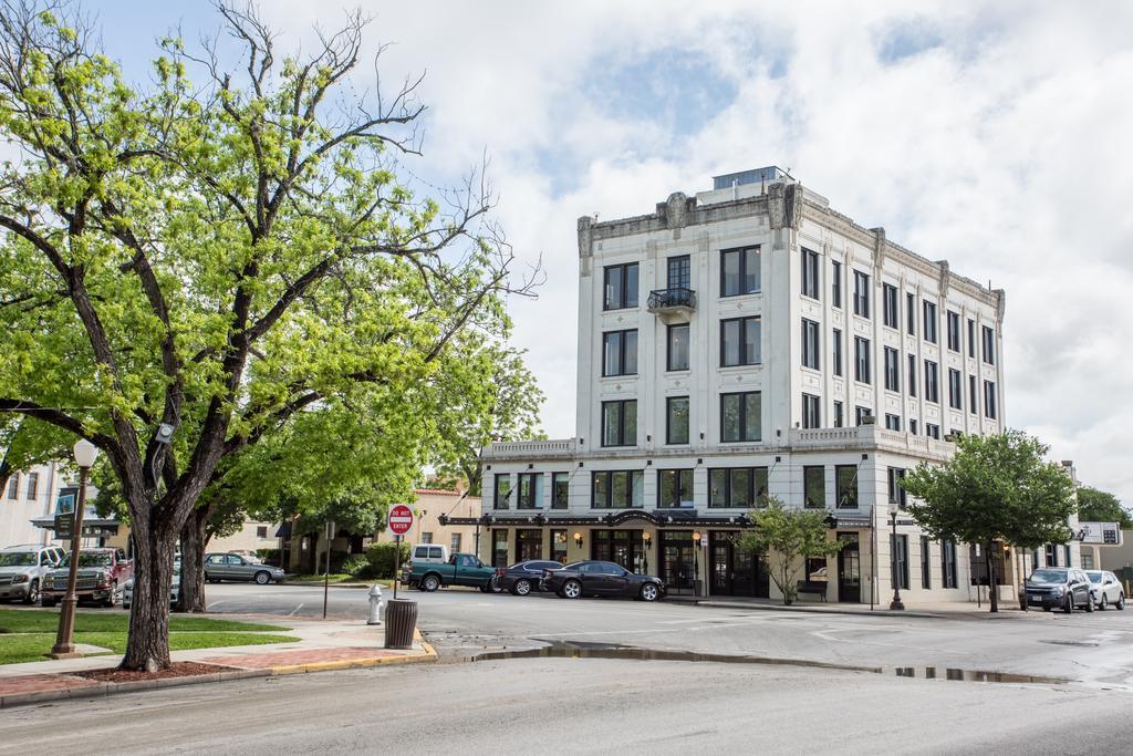 Park Plaza Hotel Seguin Exterior photo